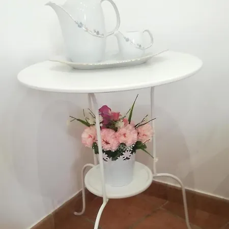 Shabbychic27 Apartment